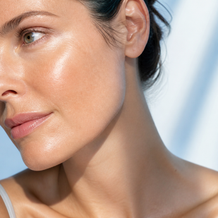 Helps Skin Look Brighter & Clearer